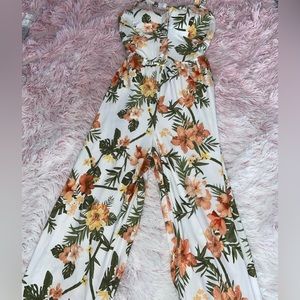 White flower leaf design jumpsuit